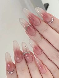 -悦指间美甲美睫