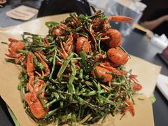 -肥肥虾庄·金牌油焖大虾(杨园滨江时代walk店)