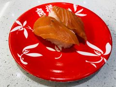 三文鱼寿司-京樽回転寿司(奥林匹克店)