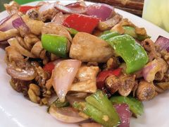 沙姜炒生肠-大石鼓山庄·珠海第一烧猪