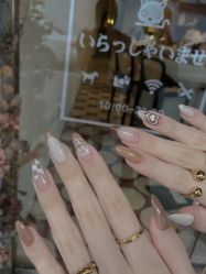 -H12 STAR日式美甲美睫专门店