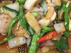 -乡土特色.冷锅鱼.牦牛肉汤锅