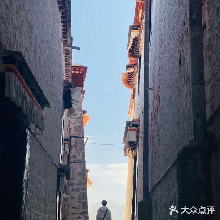 布达拉宫最初是仿照它的样子建的