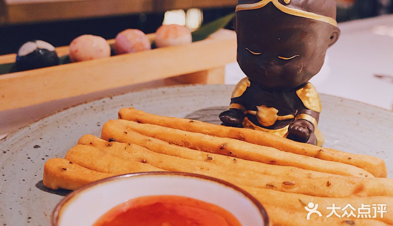 把整个银河系💫和麻将牌🀄️，一起下锅的串串香就是不一般❗️