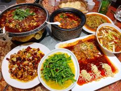 -万重锦·人文川菜馆(骡马市店)