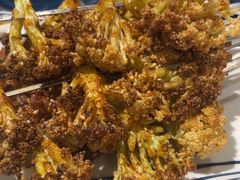 -许哥东北烧烤·铁丳烤串·宫后夹肉(繁花中心店)