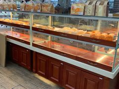 面包甜点陈列柜-老鼎丰(靖宇街总店)