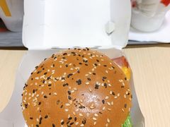 -麦当劳(军博店)