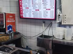-陈寔包子王·卤煮小肠·京味小吃(龙潭店)