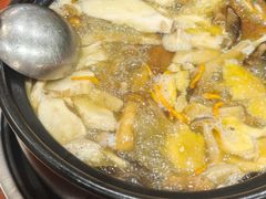 -菌之家·专业纯野生菌火锅·特色炒菌