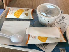 白巧克力草莓派-麦当劳(静安寺店)