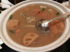 莲藕排骨汤-亢龙太子酒轩(东湖店)