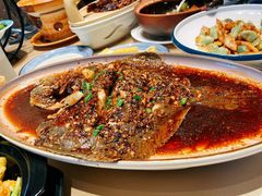 -八府香鸭·啫啫煲(华山路店)