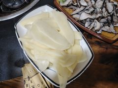 -八美镇邛崃土地坡饭店
