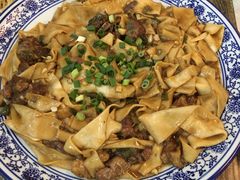 -壹阁胡羊焖饼(特色小吃街店)