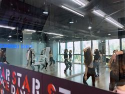 -STAR舞蹈工作室