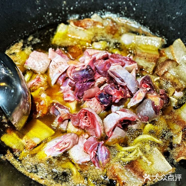 💥风靡长沙的地道柴火鸡，烟火气十足