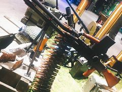 -都市枪神实弹射击俱乐部