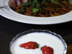 酸奶-半悦牛排(龙湖西宸天街店)