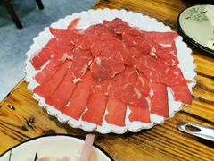 手切牦牛肉-菌之家·专业纯野生菌火锅·特色炒菌