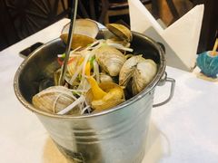 一桶蚬子-渔娘渔家丹东海鲜(东直门店)