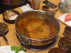 -黔诚多彩火锅(甲秀楼店)