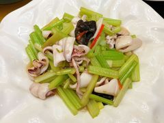 -喜乐餐厅•灯笼虾球首创者•本地小海鲜(二马路店)