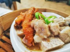 鸳鸯排骨拼凤爪-龙的酒楼·手工早茶·顺德菜(近良路店)