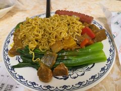 咖喱牛腩捞丁加肠仔-渔记茶餐厅(渔村店)
