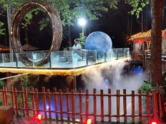 -二荆条·蜀鲜汇城市森林火锅