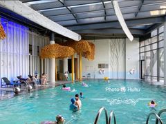 -上海滴水湖皇冠假日酒店