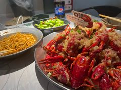 -巴厘龙虾·榜首油焖大虾(音乐学院·沿江酒馆店)