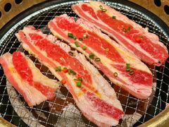 -蚂蚁洞·烤肉大营地(上海静安大悦城店)