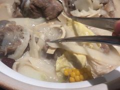 -三人行骨头王火锅(长寿店)