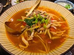 酸汤羊杂-丝路金桃·新疆菜(徐汇店)