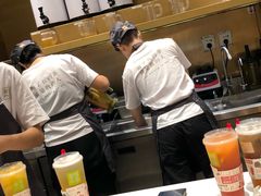 -奈雪的茶(湖滨银泰in77C区PRO店)