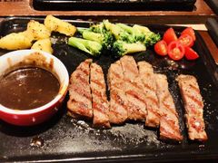 -必胜客(WOW中心城店)