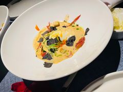 -弦月窗LUNETTE BY AMANDA(复兴路店)