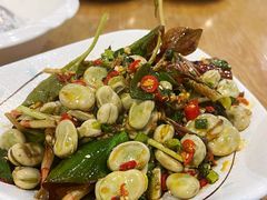 折耳根拌胡豆-灯盏窝餐厅