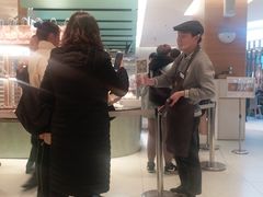 -奈雪的茶(亨特国际广场店)