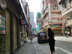 -LOG-ON(海港城店)