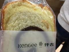 面包-仟吉KenGee(武汉高铁站店)