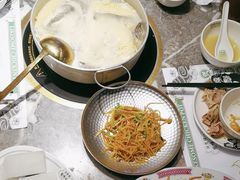 -禄婶鸡煲·打边炉