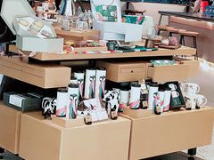 -星巴克臻选(上海合生汇1F店)