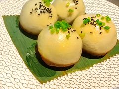 鲜肉生煎馒头-屋里厢上海菜馆