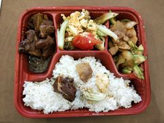 盒饭-世纪缘湖滨花园酒店(玄武湖店)