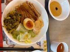 金奖卤鹅饭-陈鹏鹏潮汕菜(机场卫星厅·561登机口店)
