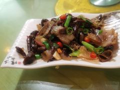 -茂县小辣椒川菜馆-羌家铜锅土火锅