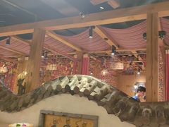 -老牌坊云南鱼豆花火锅(爱建店)