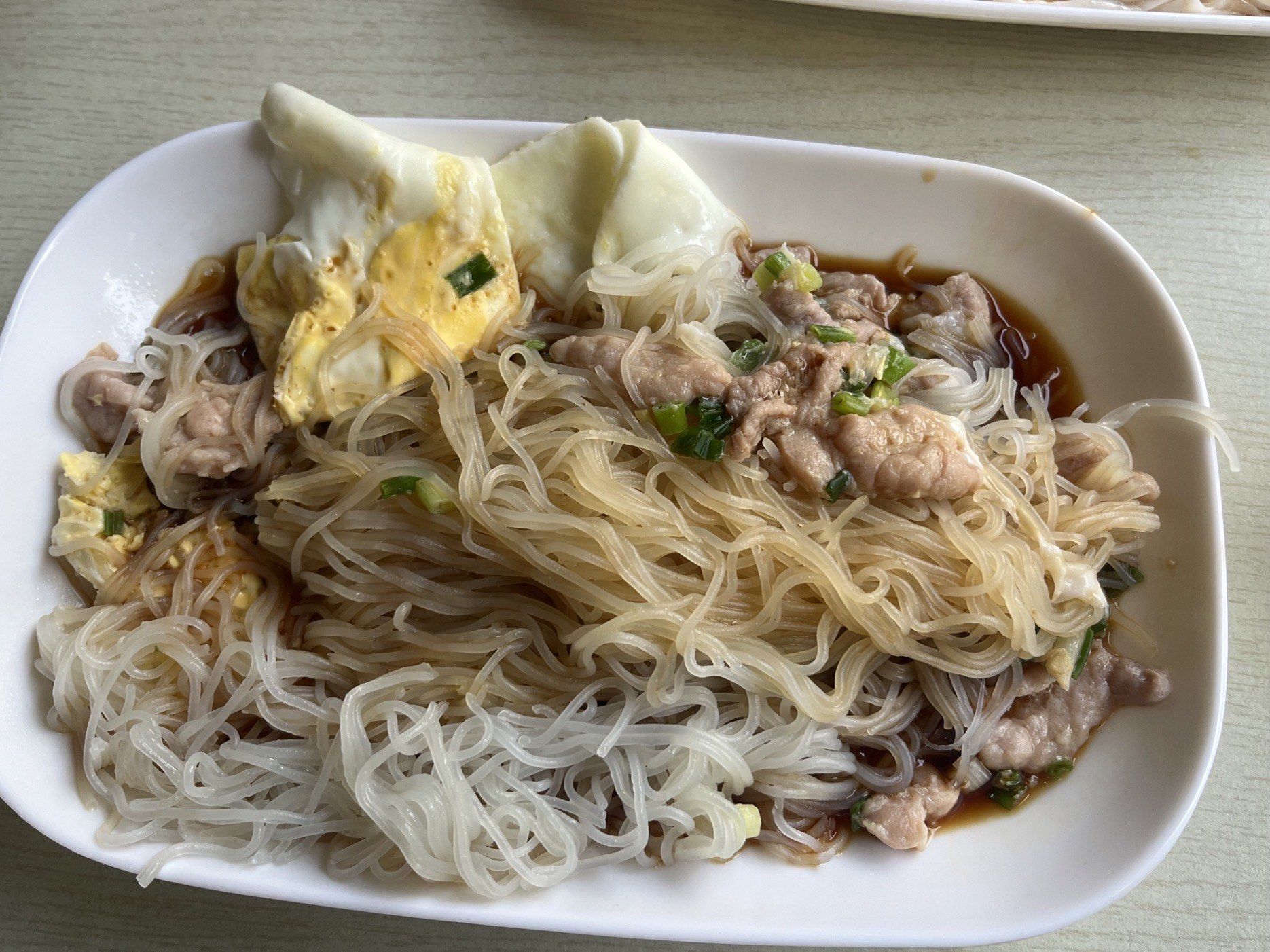 来广州必吃:肠粉屉上蒸的米粉